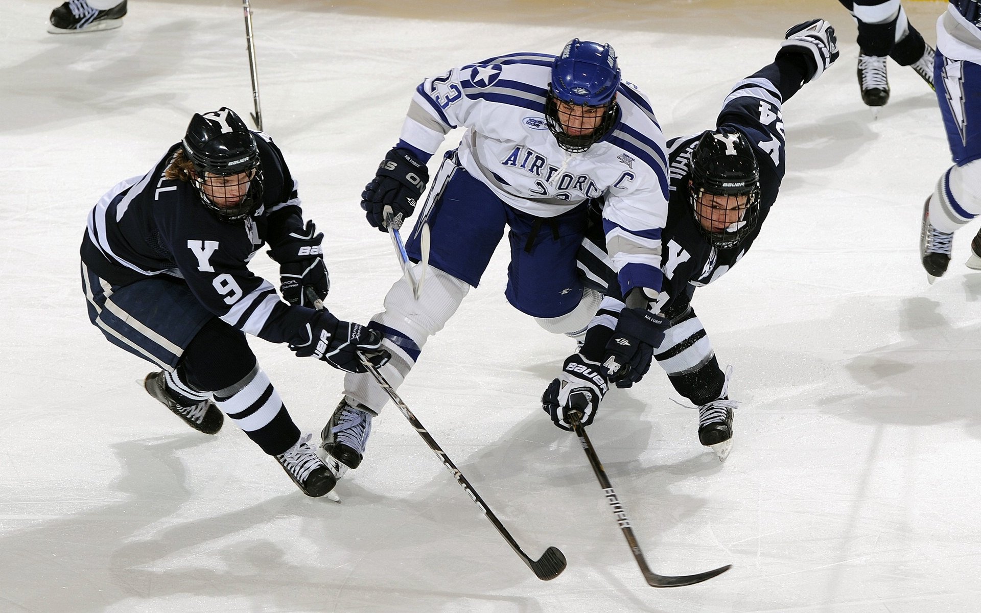 范弗利特爆发撕裂联防,奇才铁血防守锁死热火进攻命脉